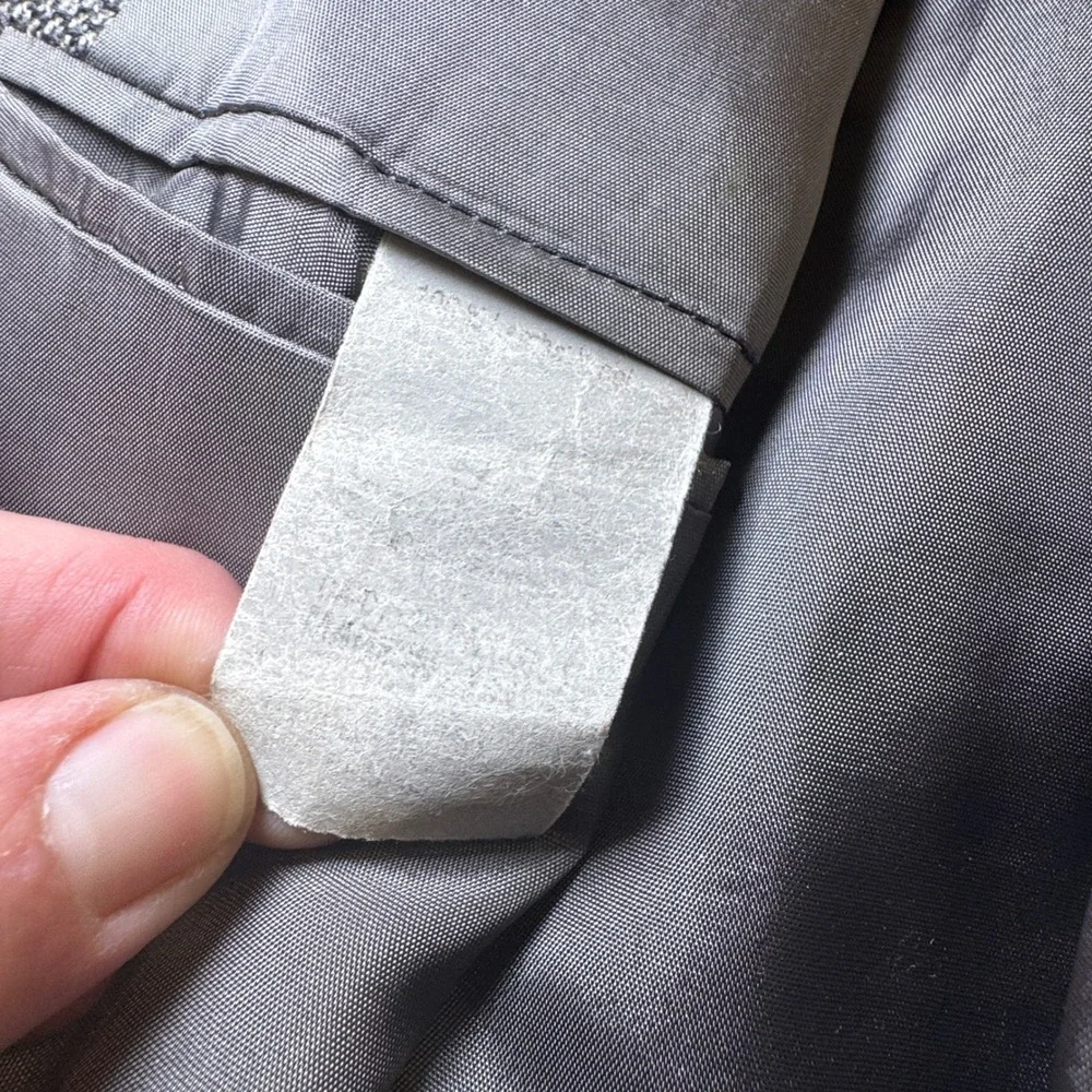 Chaps Ralph Lauren Grey Wool Blazer Sport Coat Made in Canada Two Button Vintage